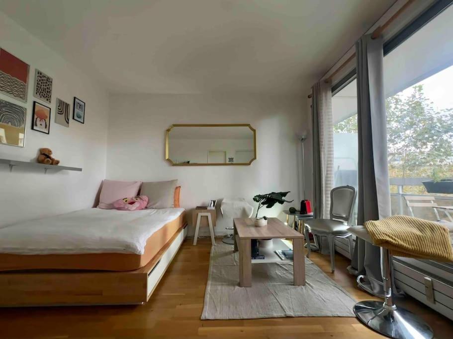 The Coziest 1B&B Near L'Etoile ลูวาลัวเปแรต์ ภายนอก รูปภาพ
